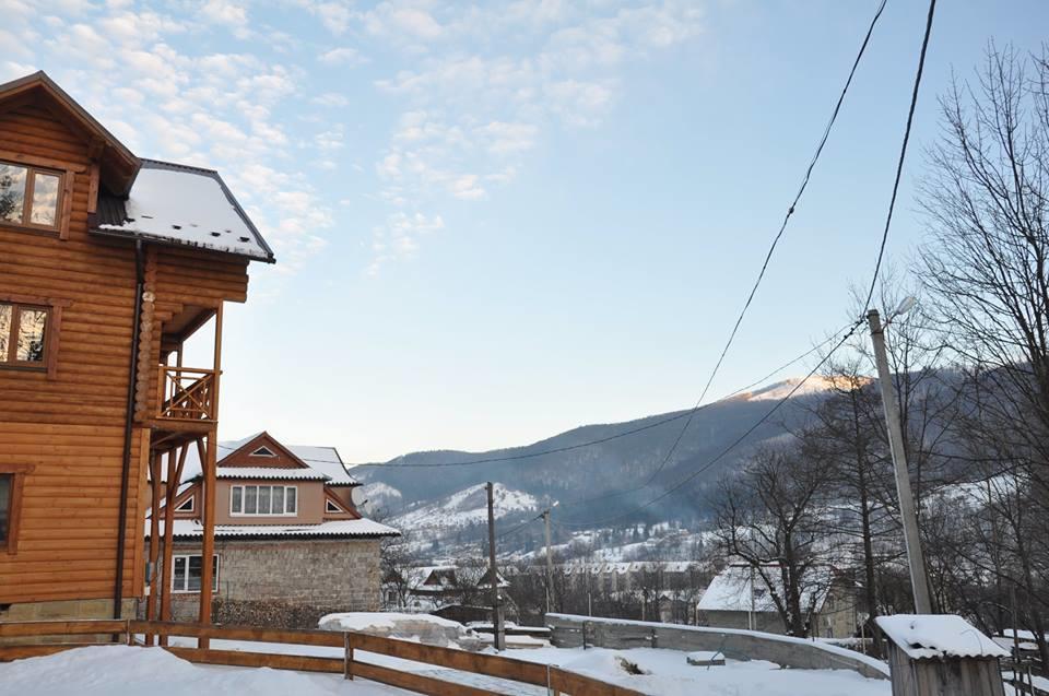 Guest House Svitliza Yaremche Exterior photo