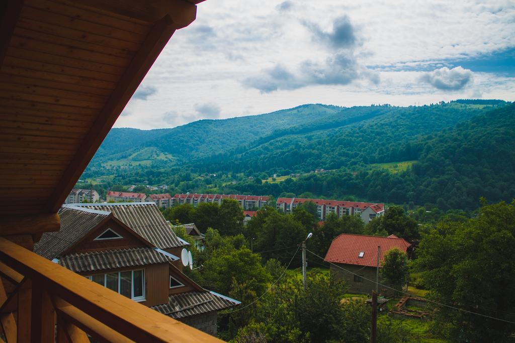 Guest House Svitliza Yaremche Exterior photo