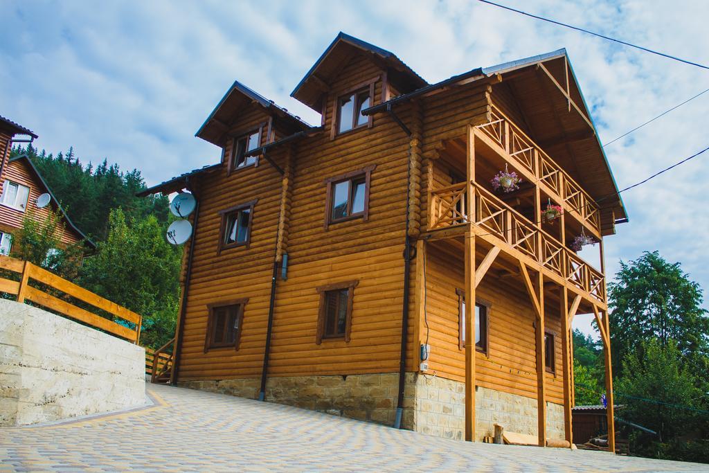 Guest House Svitliza Yaremche Exterior photo